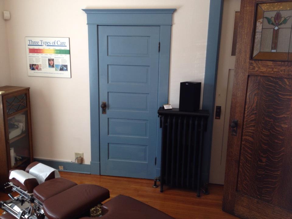 check-up room at noblesville family chiro